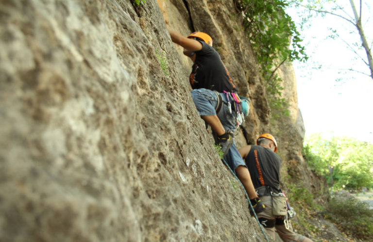 Escalada en roca en la Serranía de Cuenca