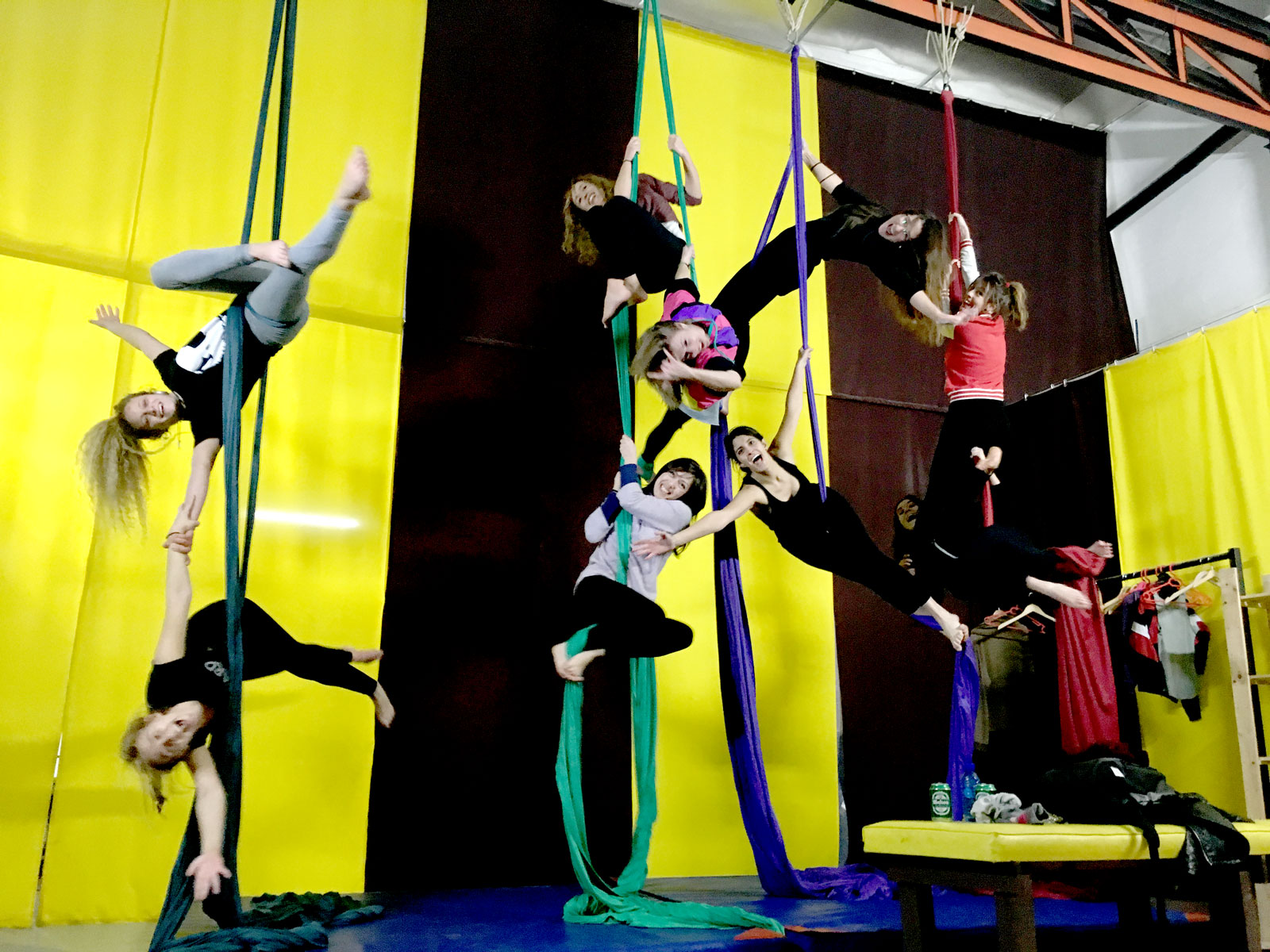 Telas A reas Pr ctica Deportiva nica Espacio Pachamama Telas A reas Pr ctica Deportiva nica Espacio Pachamama