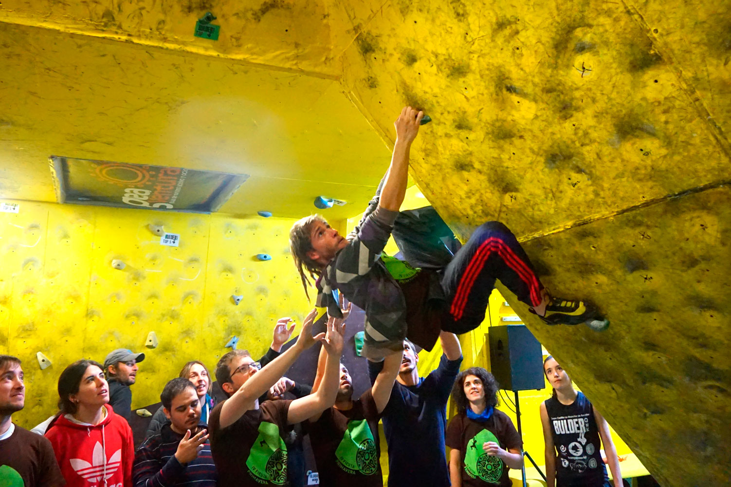 escalada en anterior fiesta de la primavera