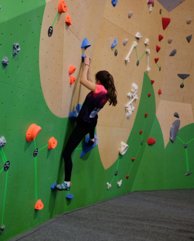 Campeonato escolar 2022 de escalada en Espacio Pachamama