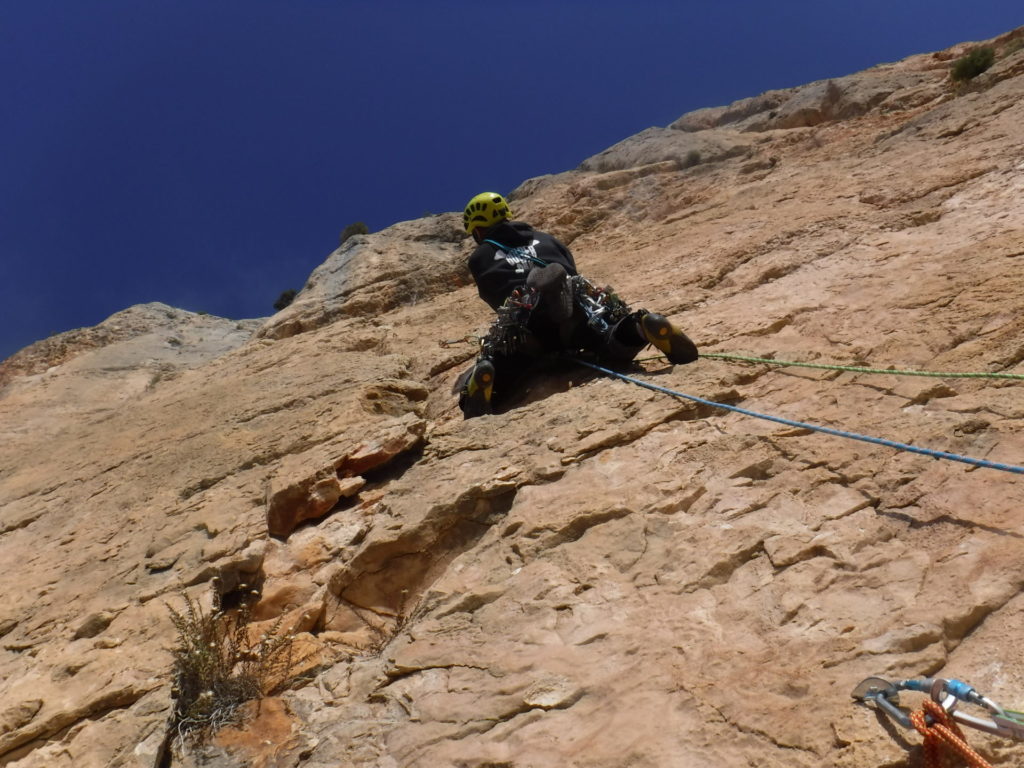 Escalada vía Multilargos
