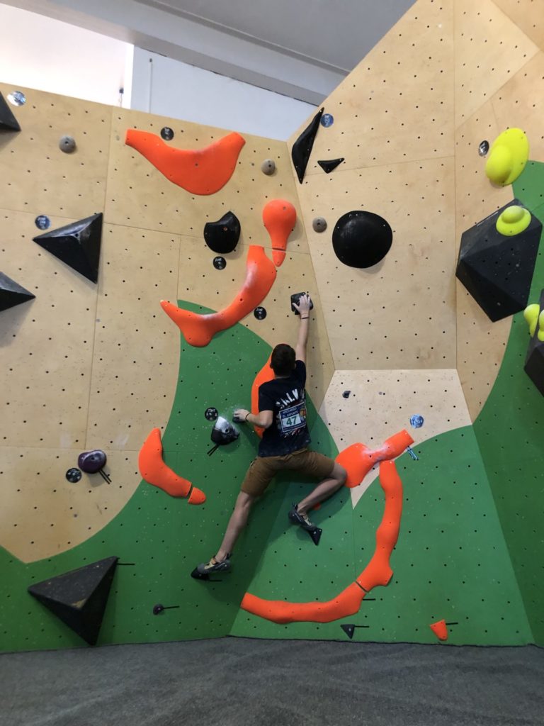 Campeonato en Edad Escolar de Escalada en Espacio Pachamama